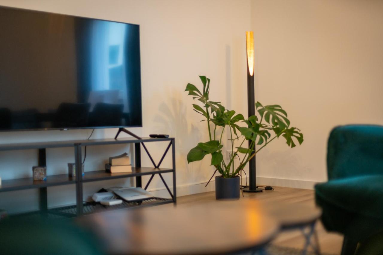Free Living - Jungle Design Apartments, Zentrum, Parkplatz, Kueche, Wlan ولفسبورج المظهر الخارجي الصورة